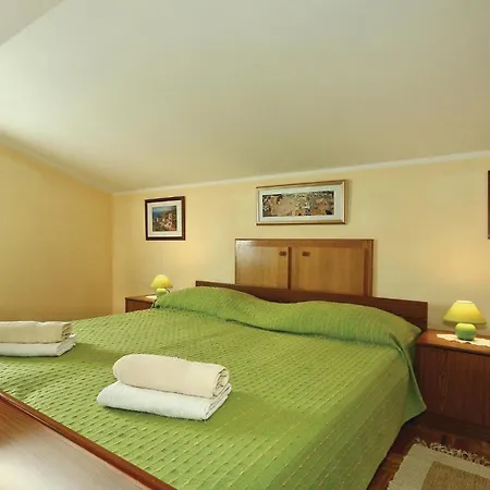 アパート 3 Bedroom In *