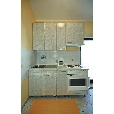 3 Bedroom Gorgeous In Appartamento
