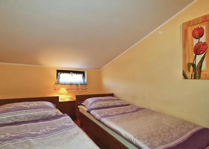 公寓 3 Bedroom Gorgeous In *