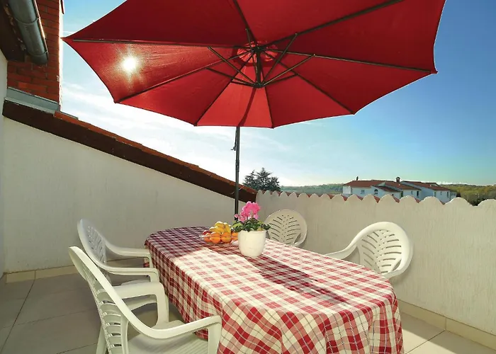 公寓 3 Bedroom Gorgeous In *