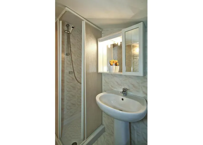 公寓 3 Bedroom Gorgeous In